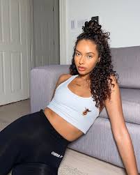 10 facts of jamilla strand. Jamilla Strand On Instagram Who Else Is Excited For The 4th Haar Pony Dauerwellen Haar Trendige Haarfarben