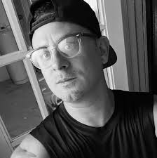 Best fifth wheel tire carrier for 35 inch tire