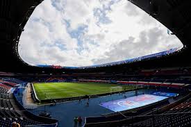 Feuille de match du psg / rc lens. Psg Om Les Supporters Parisiens Lancent Le Trophee Des Champions