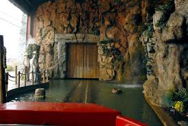 The 2nd ride in the video is earthquake the ride and it's located several miles down the ride. Riding Back To The Start Picture Of Jurassic Jungle Boat Ride Pigeon Forge Tripadvisor