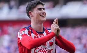 Chivas Aims for Liga MX Lead in Clausura 2026