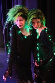 We Thought These Tiny Lights Were Cool If We Could Find Small Ones That Were Battery Operated Figurinos Mpb
