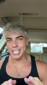 Kalie Mason's Instagram, Twitter & Facebook