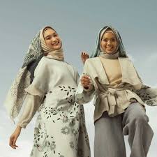 Dan mode hijab nya yang memadukan hijab. 9 Brand Hijab Untuk Muslimah Yang Bagus Dikenakan Sehari Hari Desain Baju Jilbab Diary Hijaber