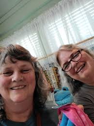 Froggie hairpins I found at the renaissance festival ! So cute~ 🐸