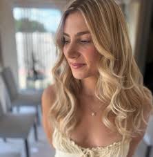 Danielle Mango-May💋 (@hair_by_danielle_mango) · Elmwood, IL