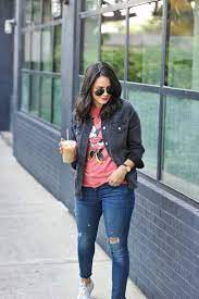 The Cutest Minnie Mouse Graphic Tee For Adults My Style Vita Disney Outfits Women Disneyland Outfits Casual Weekend Outfit