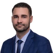 Justin Gartner's Instagram, Twitter & Facebook