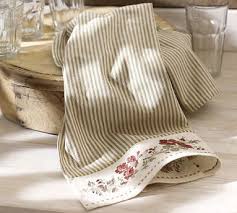 pottery barn kitchen