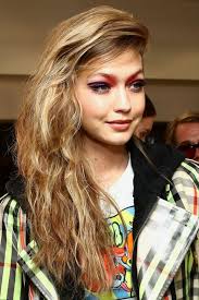 How do you style layered haircuts? 41 Trendy Layered Hairstyles For 2018 Our Favorite Celebrity Layered Haircuts