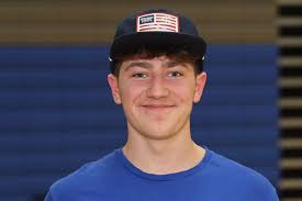 Boys Tennis: Warriors don't drop a set in win