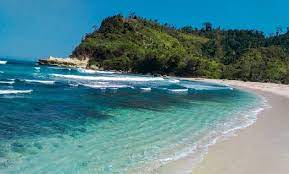 Dengan biaya kontribusi tiket masuk pantai pandawa yang cukup murah, membuat pantai ini menjadi favorit. Tiket Masuk Pantai Popoh 2021 Pantai Prigi Trenggalek Tiket Aktivitas Juni 2021 Travelspromo