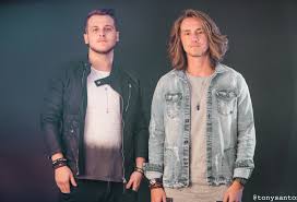 Listen to morena by vitor kley & bruno martini, 146,787 shazams, featuring on '10s brazilian pop essentials, and vitor kley essentials apple music playlists. Um Dos Maiores Produtores E Djs Da Atualidade Bruno Martini Lanca O Single Morena Com Vitor Kley Midiorama