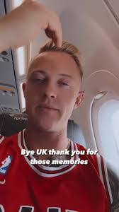 Justin Rohn's Instagram, Twitter & Facebook