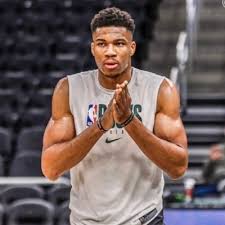 Giannis antetokoumpo won't be traded from bucks even if he rejects supermax extension. Giannis Ugo Antetokounmpo Giannis An34 Twitter