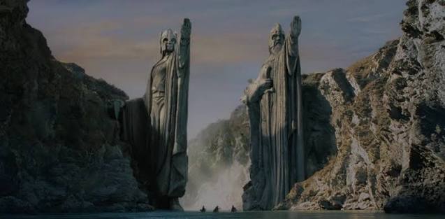 📗Why Peter Jackson's "The Fellowship of the Ring" is My Favorite of His  LOTR Trilogy