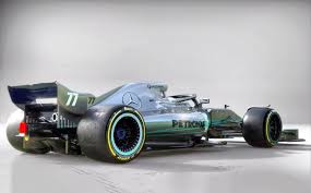 A Transport Designer Imagines What F1 Cars In 2021 Will Look Like Yanko Design Carros
