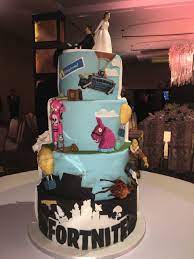 Wedding Cake Fortnite Edition Amazing Cakes Cake Wedding Cakes