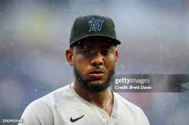 Tommy Nance of the Miami Marlins pitches against the Atlanta Braves... News  Photo