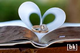 Idea For Wedding Ring Photo Place Rings Between Bible Pages In Shape Of A Heart True Love Wedding Ring Photography Wedding Rings Photos Ring Photography