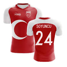 In deze band is het logo van de voetbalbond van turkije verwerkt. 2020 2021 Turkije Home Concept Voetbalshirt Soyuncu 24 Fruugo Nl