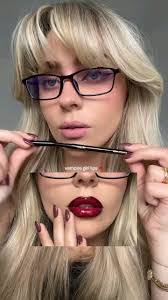 Kendra Davidson's Instagram, Twitter & Facebook