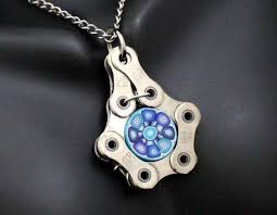 152c8839d98f9aa08f1909f163b94d8f jpg 564 437 joias de madeira e resina pulseiras artesanais como fazer chaveiros