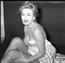 Sandra Milo, vita da diva per una Venere di «altri tempi» | il manifesto