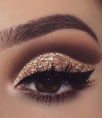 Eyeshadow Colours For Brown Eyes Blogmas Day 13 Golden Eye Makeup Gold Glitter Eyeshadow Glitter Eye Makeup
