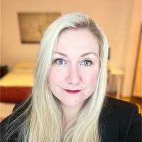 20+ perfiles de «Emily Seidel»