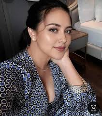 Well that depends, if it's my pictures......yes it really is me , if It's  someone else's........I can't speak for them