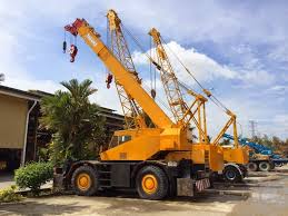 Ada berbagai macam jenis unit sewa crane antara lain hiab crane, mobile crane, rafter crane, crawler crane dan tower crane yang tentu nya disesuaikan dengan kebutuhan dilapangan. Rental Sewa Crane Di Surabaya Cv Anoraga Mitra Astama