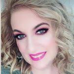 Amy Glinski's Instagram, Twitter & Facebook