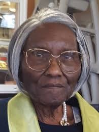 Geneva Davis's Instagram, Twitter & Facebook