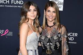 Lori loughlin olivia jade's fake rowing resume. Olivia Jade Giannulli To Discuss Parents College Admissions Scandal On Red Table Talk People Com