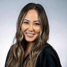 Angela Hoag's Instagram, Twitter & Facebook