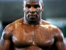 Sueños de Olimpia: MIKE TYSON, EL ETERNO HUÉRFANO