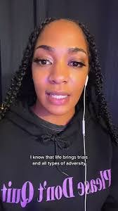 Andrea Mahone's Instagram, Twitter & Facebook