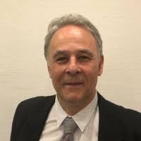 300+ perfiles de «Hoffmann»