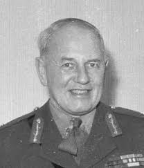 File:Sir Robert Bray, 1964.jpg