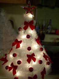 Pin By Amanda Taft On Christmas Winter Crafts Ideas Hanger Christmas Tree Christmas Diy Christmas Crafts