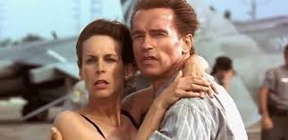 Filme fox online powered by filmefox since 2016. True Lies Jamie Lee Curtis E Arnold Schwarzenegger Se Reunem 25 Anos Depois Do Filme 29 07 2019 Uol Entretenimento