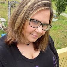 Tegi Russell Tegirussell Profile Pinterest