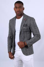 Lancée en 1997, selected homme est désormais solidement ancrée et respectée dans l'univers de la mode homme à l'échelle internationale puisqu'elle est présente dans. Blazer Homme Carreaux Fri