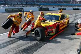The nascar xfinity series (nxs) is a stock car racing series organized by nascar. Hamlin Races Way Into Championship Field With Phoenix Win Wluk