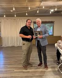 Timothy Salzman (@timothysalzman) • Threads, Say more