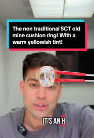 Dificultad para encontrar un anillo de diamante 5CT