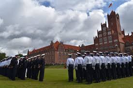 Kompanie (marineinfanterie) des wachbataillons zum einsatz. Sh Landtag News On Twitter Landtagsprasident Schlie Vereidigt 264 Offizieranwarter Der Crew Vii 2017 An Der Marineschule Murwik Flensburg Ltsh Https T Co R1vcuapjry