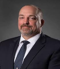 Steven Ettinger's Instagram, Twitter & Facebook