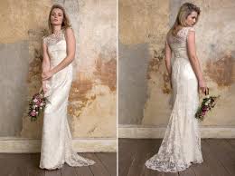 Vintage wedding group photograph bride & groom bridesmaids dress fashion. 1940s Bridesmaid Dresses Fashion Dresses